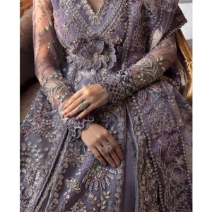 Robe de mariée moderne en mousseline de soie faite à la main, grande taille, qualité supérieure, faible MOQ, avec volants et fleurs, longueur ras du sol, style indien pakistanais - Product Image 2