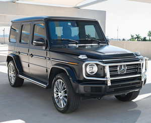 Mercedes-Benz G550 2023 Propre et Élégant, V8 Bi-Turbo, 4x4, SUV, Conduite à Gauche, Intérieur Sombre, Sièges en Cuir, Différentiel à Triple Verrouillage - Product Image 1