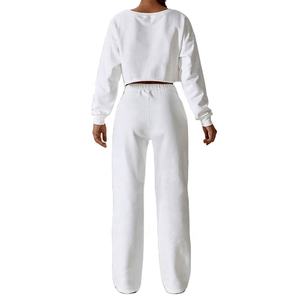 Femmes décontracté hiver Streetwear ensemble à manches longues haut court à capuche plat avant polaire pantalons de survêtement taille élastique fermeture 100% coton - Product Image 5
