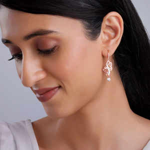 Boucles d'oreilles papillon en or rose brillant - Argent 925, pour tous les jours, au bureau et pour les fêtes - Product Image 2