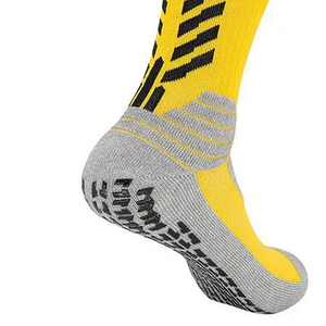 Chaussettes de sport tricotées élégantes à équipage élevé pour les amateurs d'entraînement de printemps Chaussettes d'entraînement fonctionnelles et à la mode - Product Image 5