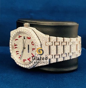 Explore nuestro reloj de esfera árabe Hip Hop de lujo a precio de mayorista con nuevo estilo único y diamantes de moissanita de diseño personalizado - Product Image 5