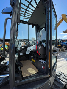 Mini-excavatrice CASE CX65 2 PB neuve/d'occasion en gros à prix réduit, 2,6 tonnes, compacte, prête à être expédiée par le fournisseur - Product Image 6