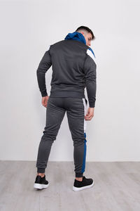 Fabricantes de ropa Pantalones de chándal y chaquetas personalizados Conjunto de dos piezas Chándales para hombres Correr al aire libre Fitness Paquete frontal Traje - Product Image 5
