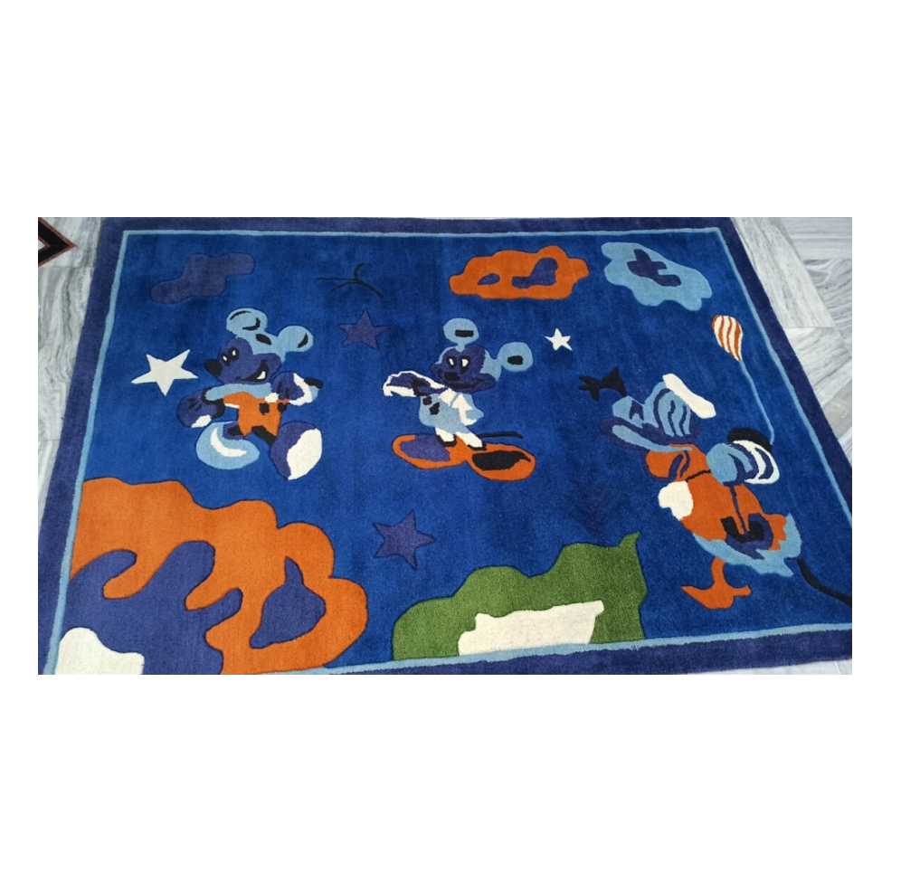 มีสีสัน