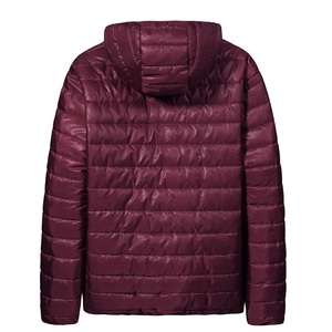 Chaqueta acolchada de talla grande para hombre de alta calidad 2025 con logotipo frontal de tela de lona con capucha para un diseño elegante de invierno frío - Product Image 2