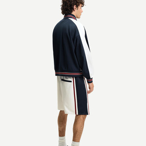 Streetwear Fabricant Jean délavé à la peinture coupe ajustée pour homme Short en denim vieilli - Product Image 3