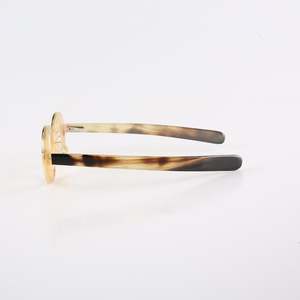 Eco Chic CLASSIC: แว่นตาเขาควายธรรมชาติคุณภาพสูงกรอบที่ยั่งยืนสำหรับทุกเพศ - Product Image 2