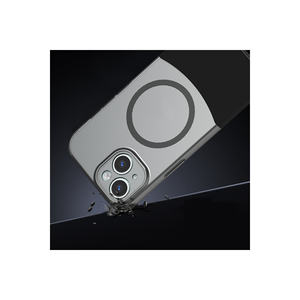 Coque de protection double couche compatible MagSafe pour iPhone 15, en silicone souple avec finition givrée, antichoc, gris - Product Image 4