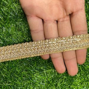 <span class=keywords><strong>100</strong></span>% <span class=keywords><strong>Polyester</strong></span> 21Mm Zari Crochet Ren Trim Truyền Thống Vàng Bạc Palmate Thiết Kế Bán Buôn Chỉnh Trang Cho Dệt May Hàng May Mặc - Product Image 6