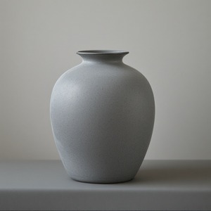 Vase en métal fait main traditionnel avec finition brillante parfaitement conçu pour la décoration de la maison de qualité supérieure et les arrangements élégants - Product Image 4