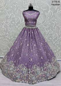 Lehenga choli ออกแบบอย่างมีน้ำหนักปักลายแฟนซีสำหรับงานเลี้ยงในงานแต่งงานในฤดูหนาว - Product Image 4