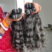 Machine Double Trame Donateur Unique Cheveux Humains Indiens Cuticule Aligné Brut Ondulé En Gros Faisceau Ondulé Styles De Vague D'eau Extensions Vierges