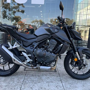 Motocicleta Deportiva Naked CB750 Hornet 2025 Original – Motor Bicilíndrico en Paralelo de 755cc – Versión de Exportación - Product Image 1