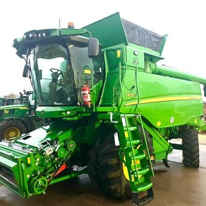 รถเกี่ยวข้าวโพด Massey Ferguson 7370 Activa S-Series แบบ 4 แถว ระบบโรเตอร์ขั้นสูง ประหยัดน้ำมันสูง สำหรับเก็บเกี่ยวข้าวโพด - Product Image 5