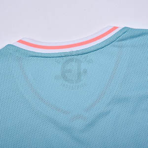 ชุดกีฬาฟุตบอลระบายอากาศได้ใส่สบายเครื่องแบบฟุตบอลทำจากโรงงานที่มีน้ำหนักเบา - Product Image 2