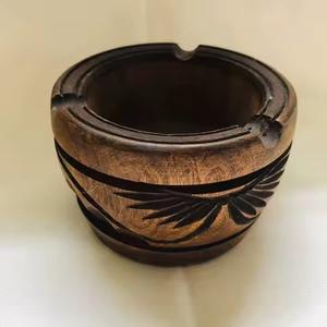 Durable Wooden <b>Ashtray</b> Designed For Bars Hotels Homes Restaurants And Outdoor Use With Smooth Finish - Product Image 5