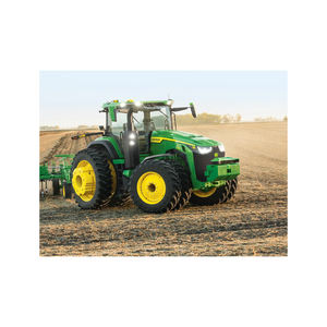 Tractor Premium John Deere ideal para operaciones agrícolas y agrícolas - Product Image 3