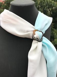 Anillo para Bufanda de Cuerno de Búfalo con Pulido Suave que Agrega Elegancia Suave y Sujeción Segura a Cualquier Bufanda de Alta Calidad - Product Image 4