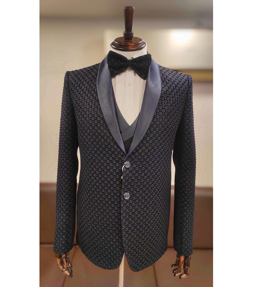 สีกรมท่า