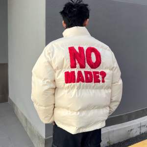 Chaquetas acolchadas de invierno para hombre del fabricante Diseño de espuma de nailon reversible con cuello levantado Estilo de cadera Colocación del logotipo frontal - Product Image 2