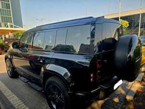 <span class=keywords><strong>Land</strong></span> <span class=keywords><strong>Rover</strong></span> <span class=keywords><strong>Defender</strong></span> P400 <span class=keywords><strong>110</strong></span> <span class=keywords><strong>X</strong></span> Turbo 4.1-6L de 400 CV, 2025, Seminuevo, con Asientos de Cuero, Techo Panorámico, R20, Volante a la Izquierda, Color Oscuro - Product Image 6