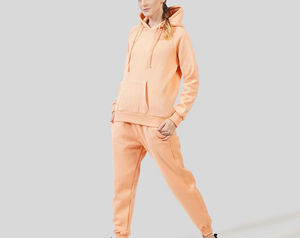 Vêtements d'hiver les plus demandés Pull survêtement pour femme Top tendance Confortable Meilleur style Pull survêtement avec un prix raisonnable - Product Image 2