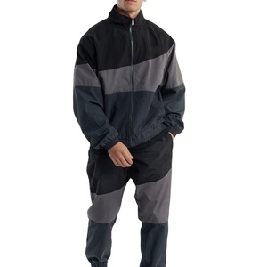 Veste d'été en nylon léger à demi-manches Short deux pièces ensemble Streetwear Style imprimé coupe-vent ensemble court survêtements 2026 - Product Image 1
