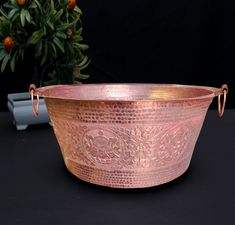 Bols de pédicure en cuivre écologiques fabriqués à la main avec des caractéristiques antimicrobiennes naturelles pour des soins des pieds axés sur l'hygiène - Product Image 2