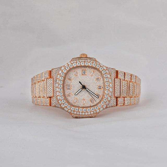 Comme le montre l'image