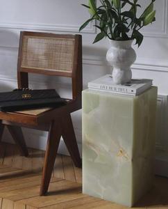 Mesa Auxiliar de Pedestal de Ónix Verde de Lujo, Mesa de Acento de Bloque de Piedra Natural, Muebles Modernos para Sala de Estar y Dormitorio - Product Image 3