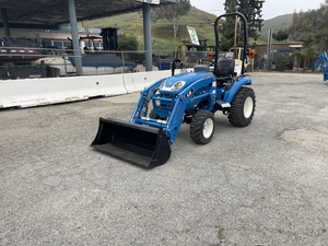 Tractor Cortacésped LS Compacto Diésel 4x4 con Plataforma de Corte para Jardinería y Uso Agrícola - Product Image 3