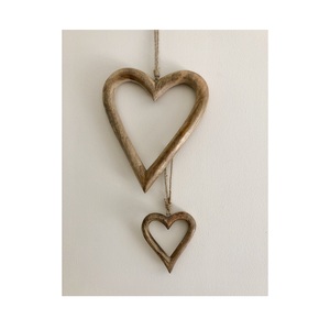 Best Selling Christmas Decor Hanging Heart Shape Wooden Pieces Customized Size and Hanging Use for Home Indoor Decorative - Product Image 6