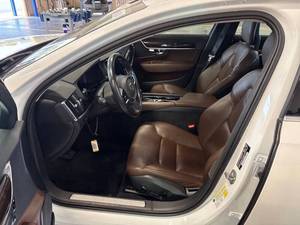 รถยนต์มือสอง Volvo S90 T5 Momentum ปี 2018 ราคาถูก ขาย - Product Image 3