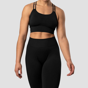 Conjunto de yoga sostenible transpirable con cuello colgante Sujetador Pantalones Tops-Logotipo personalizado Manga larga Leggings para correr Pantalones cortos - Product Image 4