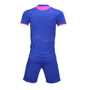 Vêtements d'entraînement de football personnalisables Nouveau design Service d'uniforme OEM à bas prix - Product Image 2