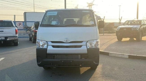 Nuevo Hi Ace 2025, Techo Estándar, Motor Diésel 2.5L, Tracción Trasera, Emisión Euro 6, Transmisión Manual, 15 Asientos, Volante a la Izquierda, Blanco - Product Image 2