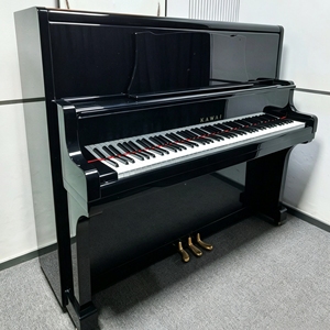 KAWAI KU5 Black Polished Acoustic Upright Piano/88 Keys Second Hand Piano - Product Image 1
