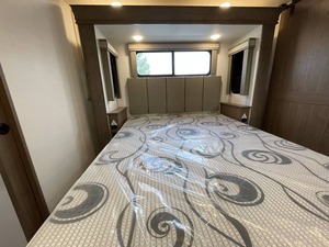 ผู้จำหน่ายรถบ้านมือสองปี 2024 All iance Rv PARA DIGM 382RK แบบ 5th Wheel Camper Trailer สำหรับขาย - Product Image 5