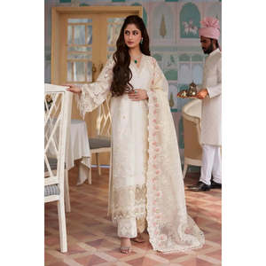Collection de luxe ELAF Eid 2024, style pakistanais, salwar kameez en coton, choli, lehenga choli, sari indien ELE-01A MOTIA TC-805 - Product Image 1