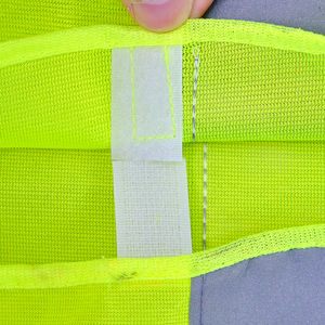 STITCHMODE Veste de travail à logo LED personnalisable Gilet de sécurité en maille haute visibilité Gants de jardin industriels en polyester réfléchissant - Product Image 6