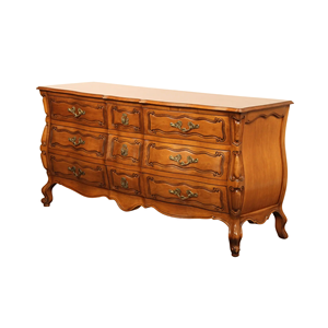 Mueble de Almacenamiento Clásico de Madera Maciza con Frentes de Cajones Tallados, Elegante Mueble para Sala de Estar - Product Image 3