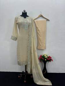 Présentation du nouveau haut et pantalon de broderie en fausse georgette de créateur avec broderie de séquence latérale Dupatta - Product Image 5