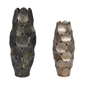 Florero de Piso Moderno con Diseño Abstracto de Pétalos Metálicos para Decoración de Sala de Estar de Lujo, Estilo Nórdico, Acabado en Latón Antiguo - Product Image 2