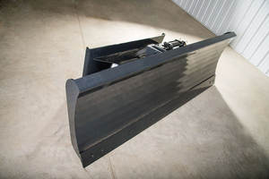 4-Way & 6-Way Articulating Dozer Blade for Skid Steers For Sale - Product Image 5