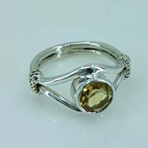 Bague artisanale en argent sterling 925 avec citrine, style bohème, pierre de naissance de novembre, cadeau idéal pour son anniversaire ou son anniversaire de mariage, avec des touches de platine - Product Image 2