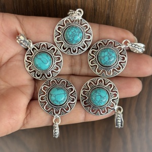 Collar Chapado en Plata al por Mayor con Cadena, Joyería de Moda para Mujer, Colgantes con Bisel de Turquesa Natural de Arizona - Product Image 3