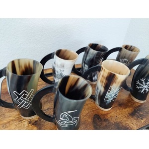 Récipient à boire en corne de Viking authentique fait à la main - Product Image 2