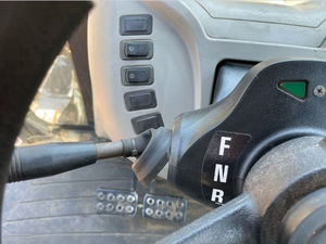 Chargeuse-pelleteuse diesel Super N 590 d'occasion de qualité avec moteur de 97 CV, boîte de vitesses et PLC à vendre - Product Image 2