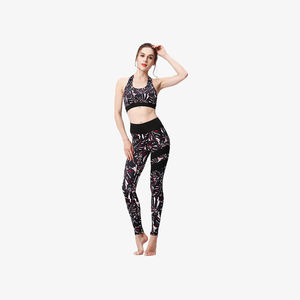 Conjunto de Yoga sublimado de 2 piezas para mujer, ropa deportiva estampada para gimnasio con pantalones cortos de talla grande, mallas y pantalones cortos con patrón sólido - Product Image 6